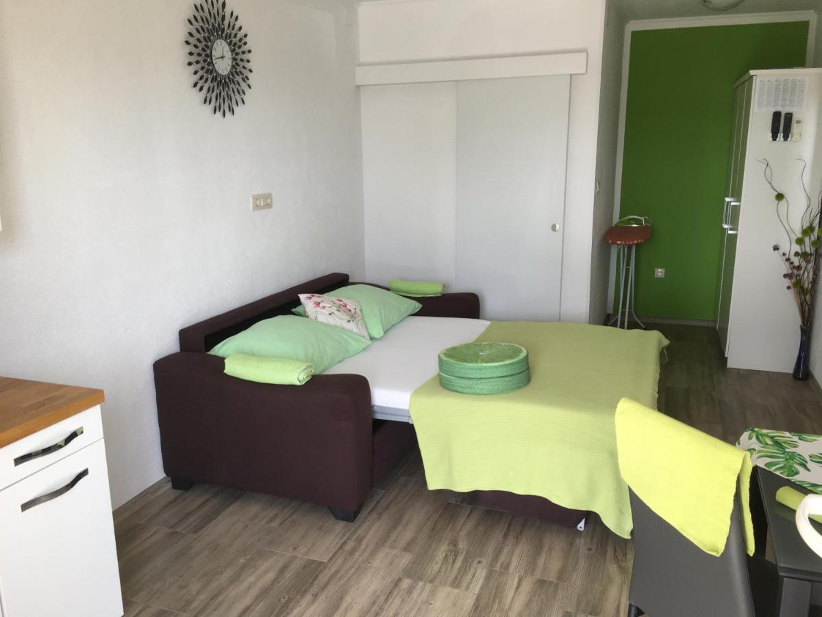 Studio Apartman Jojo Apartment เซนญ์ ภายนอก รูปภาพ