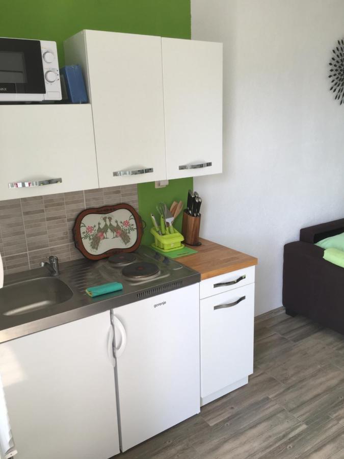 Studio Apartman Jojo Apartment เซนญ์ ภายนอก รูปภาพ